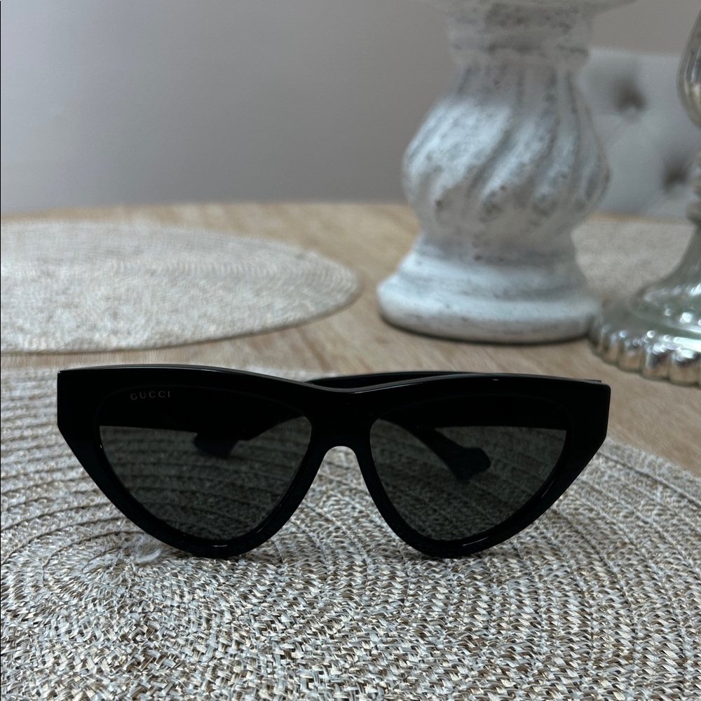 Gucci Black Cat-Eye Sunglasses